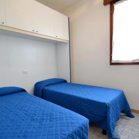 Comfortable Seafront * Bibione