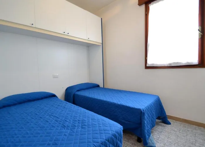 Comfortable Seafront * Bibione